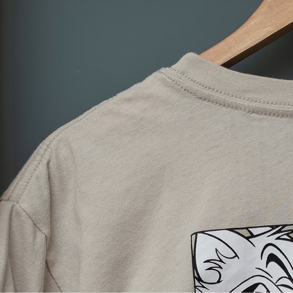 Tom and Jerry graphic T-shirt - Picture 9 of 9
